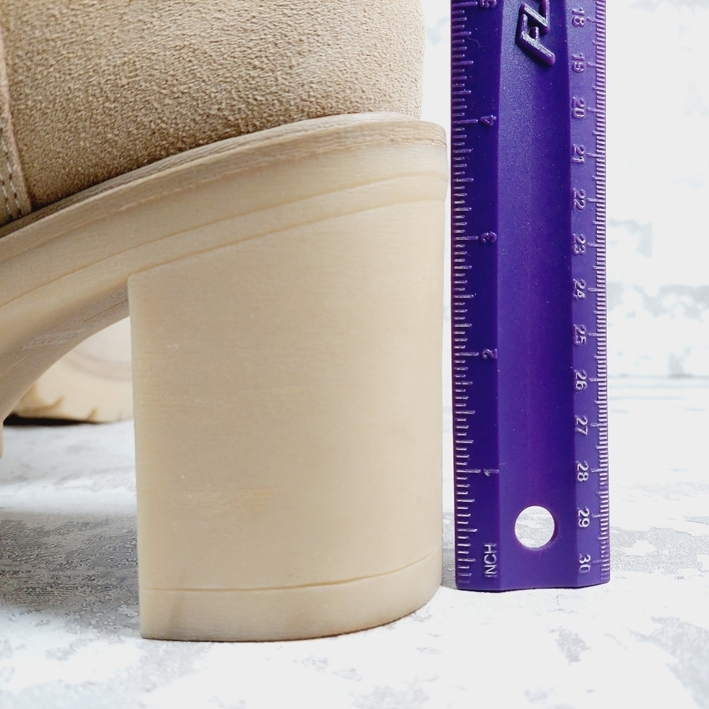 New Dolce Vita Caster H2O Cream Suede Booties E 176 - Picture 9 of 12